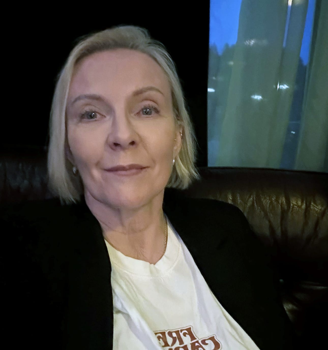 Elina Johansson asuu Pirkkalassa. – Työskentelen verkko-opettajana ja digipedagogiikan asiantuntijana Ammattiopisto Luovissa. Töitteni puolesta käyn välillä Seinäjoella ja Alavudella.