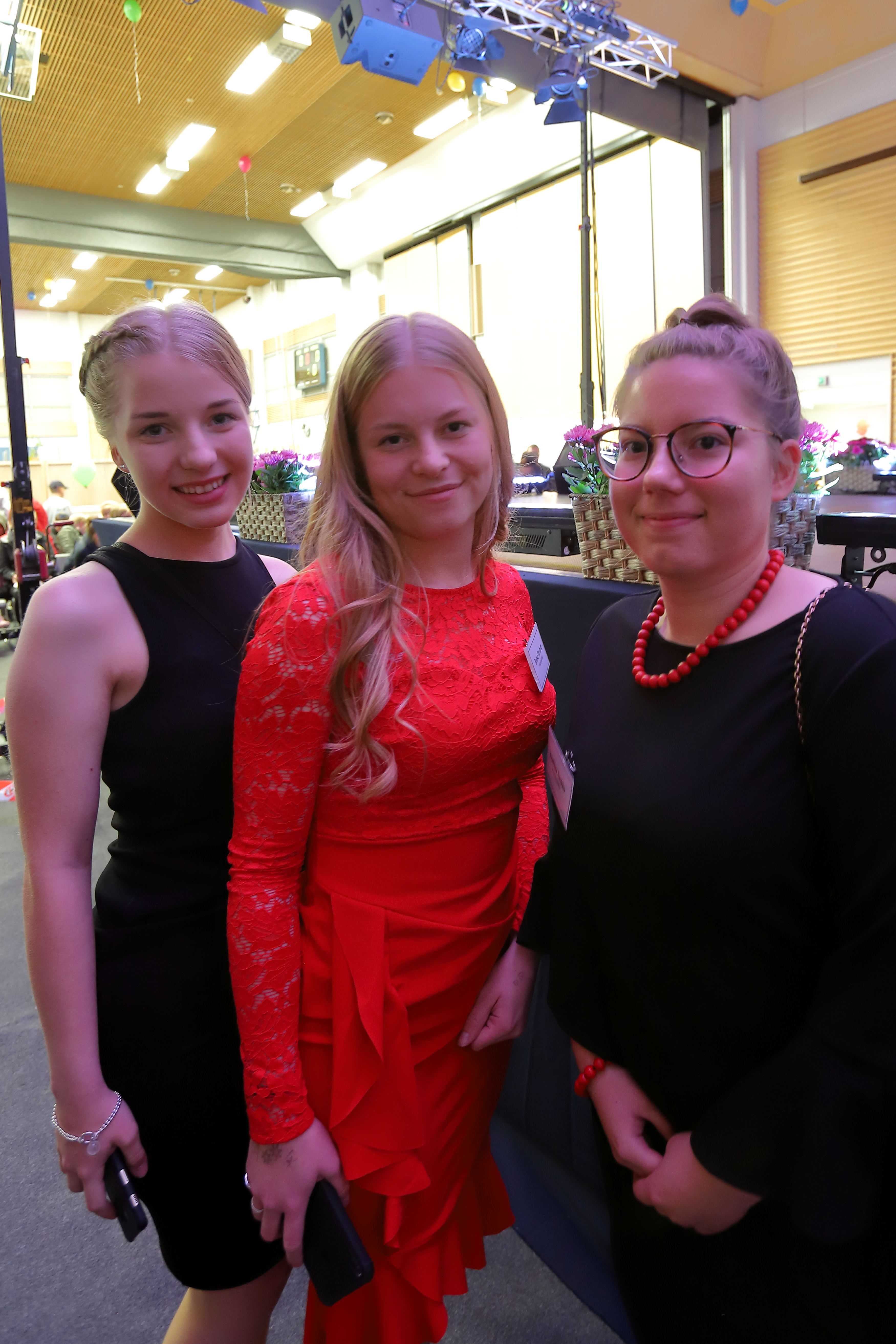 Janika Kurkinen, Roosa Tornberg ja Josefiina Saukko totesivat messujen sujuneen hyvin. 