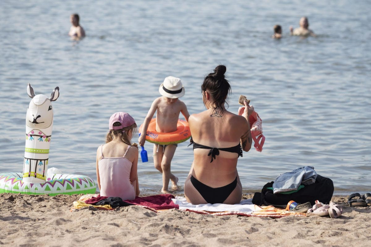 Lauantaina maan länsiosassa sekä Kainuussa ja Pohjois-Pohjanmaalla oli myös ukkoskuuroja. LEHTIKUVA / Roni Rekomaa