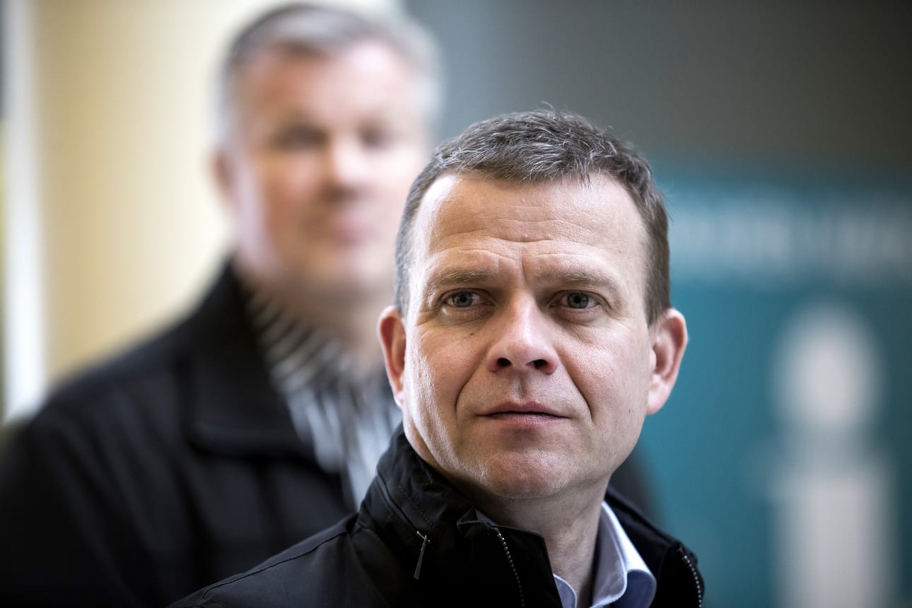 – Kaikissa terveyskeskuksissa ei ole tarpeeksi lääkäreitä ja jonot ovat pitkiä. Eikä sitä terveyskeskustakaan enää välttämättä ole. Uudistus muuttaa tilanteen, lupasi Petteri Orpo raahelaisille.