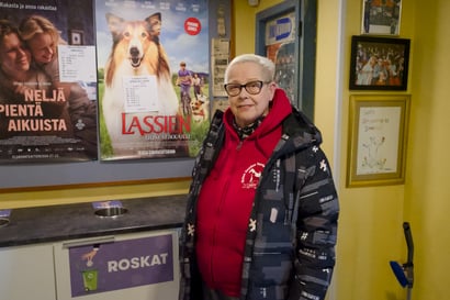 Oululainen terrieriharrastaja Paula Kauppinen-Suikki katsoo koiraelokuvia ihan eri silmin – Tällaiset havainnot hän teki uudesta Lassiesta