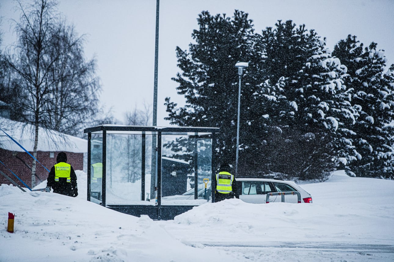 Hankkeessa selvitetään, mitä mahdollisuuksia turvapaikkahakemuksia olisi käsitellä jo lähellä rajaa. Arkistokuva Suomen ja Ruotsin rajalta.