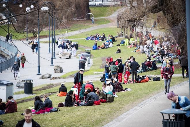 Vappupiknik jää tänä vuonna todennäköisesti haaveeksi, sillä ennusteen mukaan ensi viikolla sää viilenee ja muuttuu sateiseksi.