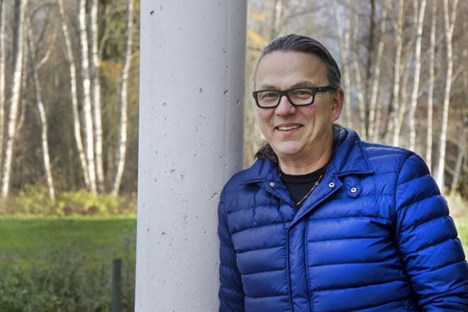 Ilkka Peura toimii vapaaehtoisena neuvonantajana valtakunnallisessa Startup Refugees -verkostossa. KUVA: JUHA AHO-PYNTTÄRI