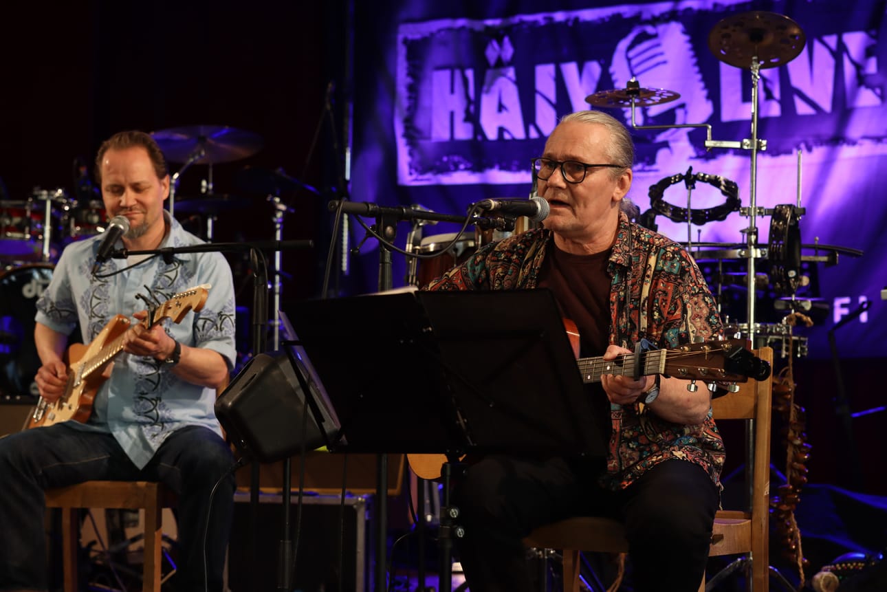 Legendaarinen Puukkoblues juhlitaan jälleen! Lavalle nousee tänä kesänä Black Devils feat. Ile Kallio & Janne Louhivuori (Hurriganes Show), Eetu & Kalapuikot sekä Micke & Lefty feat. Chef. Kuva viime vuoden Puukkublues juhlinnoista.