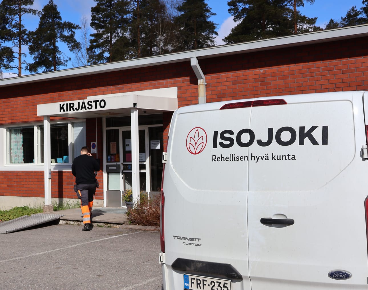 Isojoki täyttää 170 vuotta, ei Isojoen ”kunta”. Isojoki on ollut 170 vuotta itsenäisenä pitäjänä tänä vuonna.
