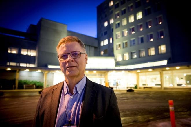 Vaasan keskussairaala ei pärjää THL:n tuottavuusvertailuissa, harmittelee johtajaylilääkäri Auvo Rauhala. Kuva: Kalle Lydman