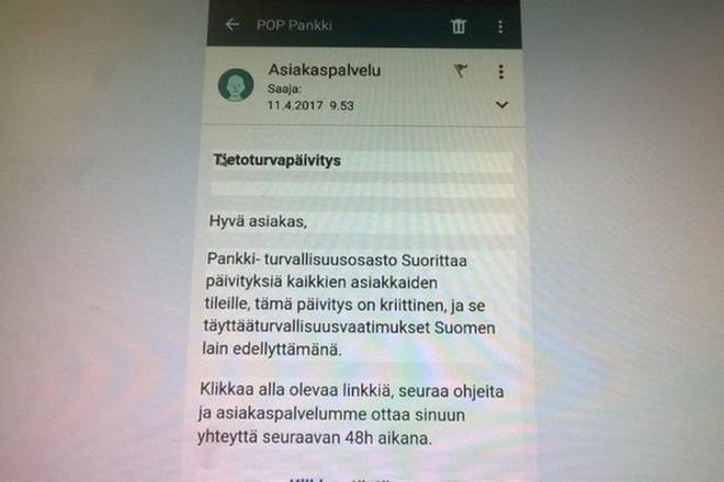 Viestin kieliasu paljastaa, ettei kyse voi olla pankin lähettämästä viestistä.