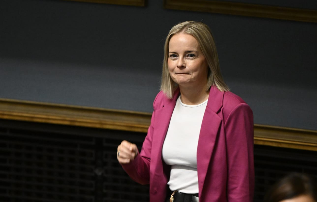 Valtiovarainministeri Riikka Purra on antanut kasvot hallituksen leikkauspolitiikalle.