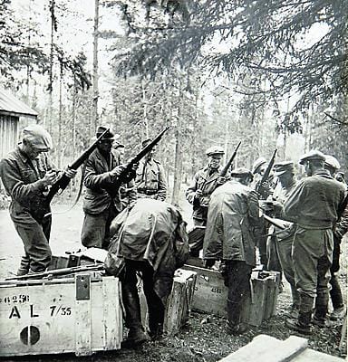 Partisaaniuhrien kuvat julkaistiin.