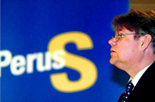 Avoimesti populisti. Presidentinvaalikampanjansa perjantaina avannut Timo Soini sanoo edustavansa kolmatta näkemystä, ei rahan eikä yhteiskunnan, vaan ihmisen mahtia.