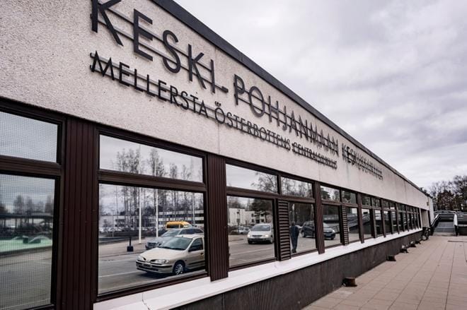 Poikavauvan sieppaus Keski-Pohjanmaan keskussairaalasta tapahtui keskiviikkona 17. huhtikuuta. Epäiltyinä ovat vauvan oletettu isä ja hänen sisko. Kuvat: Jukka Lehojärvi