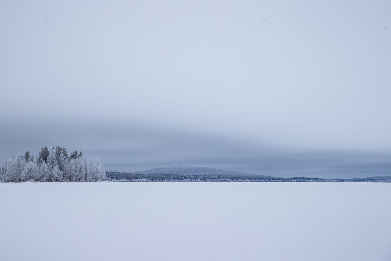 Taivalkosken Kostonjärvi on yksi PVO-Vesivoiman vesivarastoja Iijoen voimalaitoksia varten.