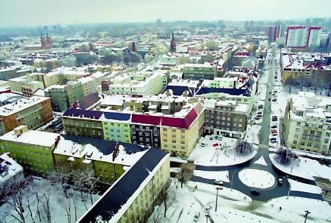 Ostravalle jääkiekon MM-kisat ovat näytön paikka. Vanha teollisuuskaupunki aikoo esitellä myös uuden vihertävän ilmeensä.