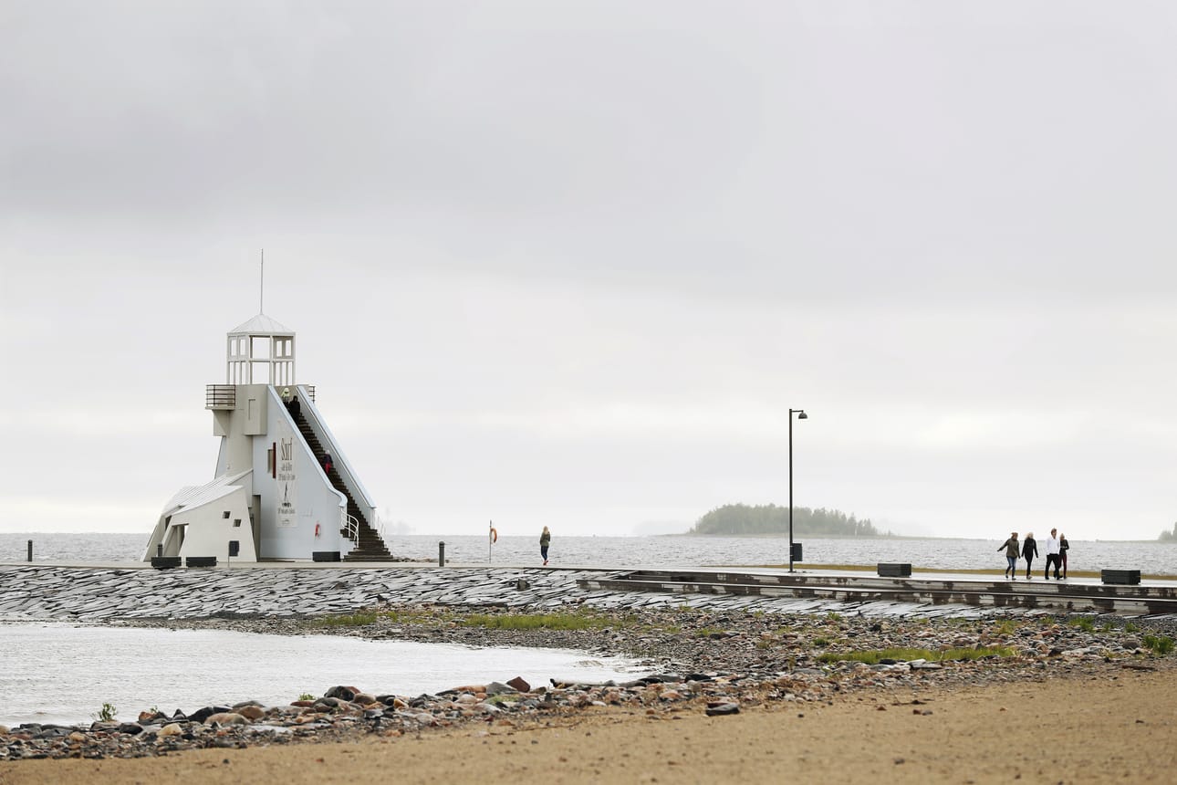 Oulun kaupunki on saanut Nallikarin alueen esteettömyyteen liittyviä huomautuksia.