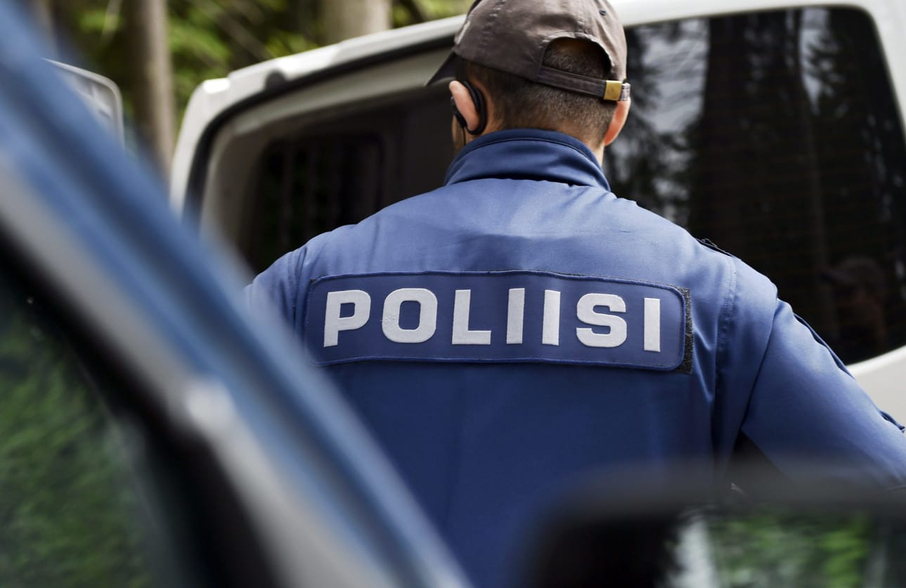 Poliisin mukaan esitutkinnoissa on tullut esiin nuorten myötämielinen suhtautuminen rikoksiin. LEHTIKUVA / EMMI KORHONEN