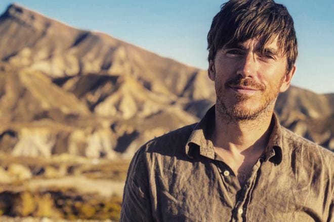 Simon Reeve tutustuu Välimereen ja sen ympäristöön hivenen vieraammista näkökulmista. KUVA: Craig Hastings