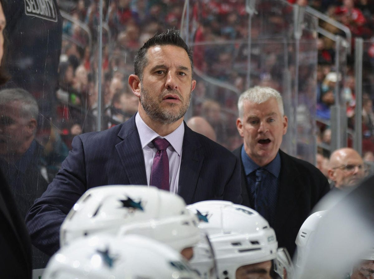 Bob Boughner ehti valmentaa Sharksia puolentoista kauden ajan. Lehtikuva/AFP