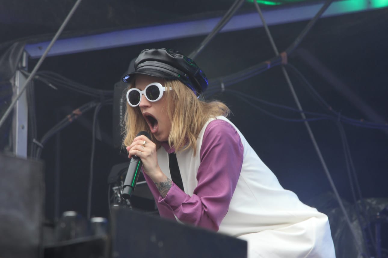 Haloo Helsinki! ja Elli tiesivät, miten ottaa yleisön Vaasa Festivalilla.