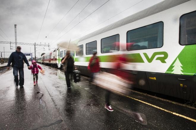 VR:n pakohuonepeli alkaa Helsingistä illalla 13.12. ja päättyy kuvassa olevalle Rovaniemen asemalle seuraavan päivän aamuna. Kuva: Jussi Leinonen
