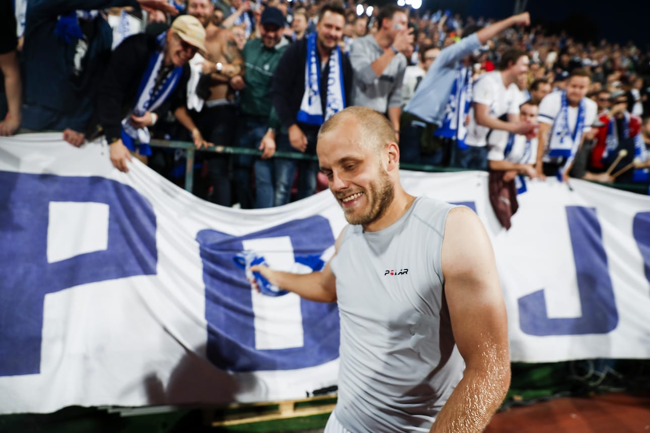 Teemu Pukkia ei pysäyttänyt edes kova sade. Arkistokuva.