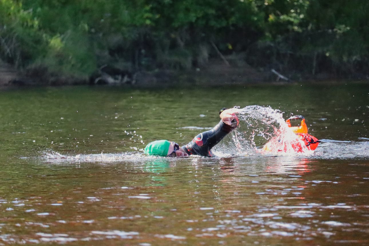 Oulanka Downhill Swim -avovesiuintitapahtumassa uitiin alas Oulankajokea jo kuudetta kertaa.