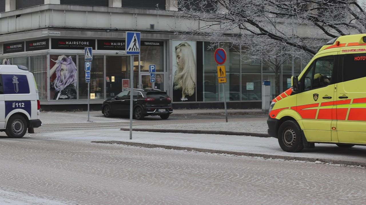 Vahingontorjuntahälytys Oulun kaupungintalolla
