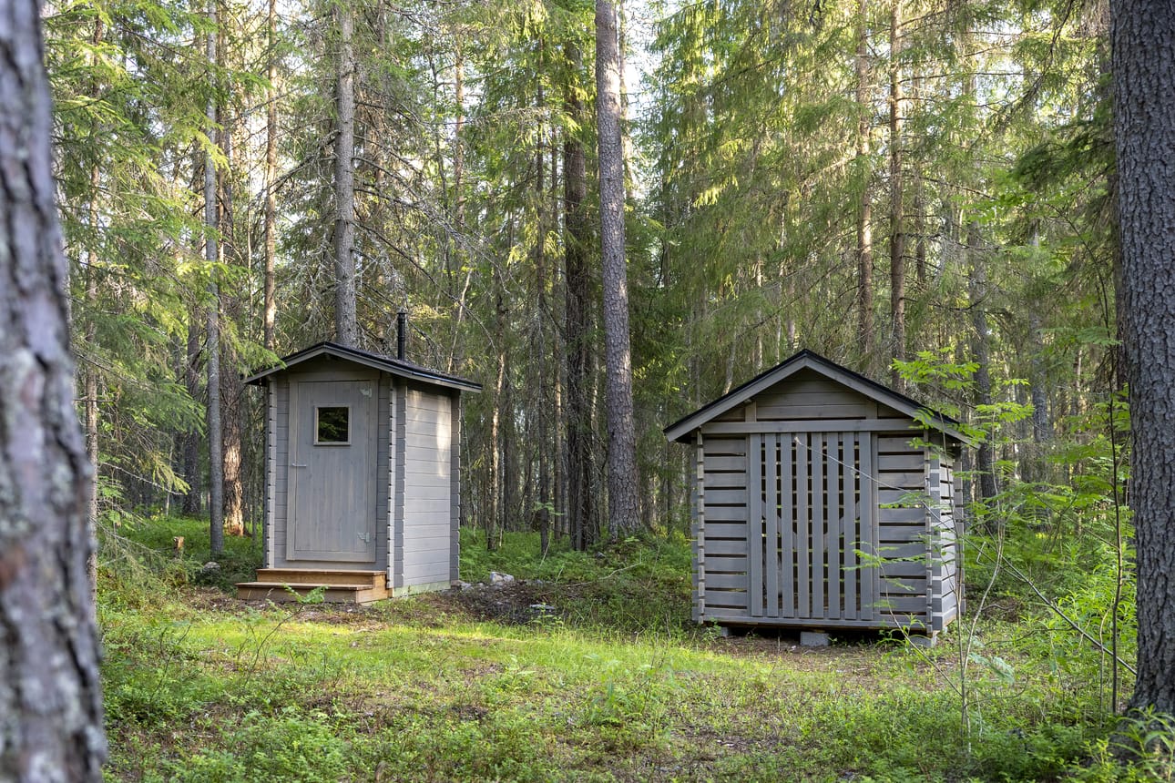 Käymälä ja puuliiteri ovat uusia.