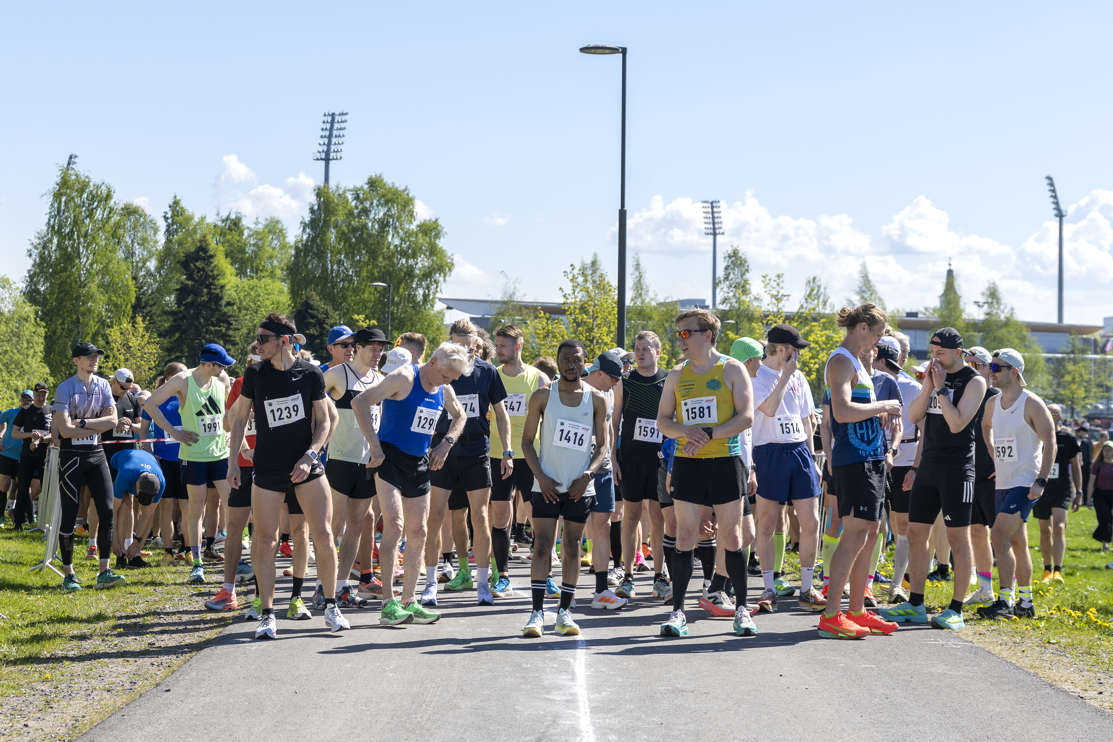 Chapangwa Lubambo ennätysvauhdissa puolimaratonilla – kuusamolainen juoksi Oulussa ylivoimaiseen voittoon