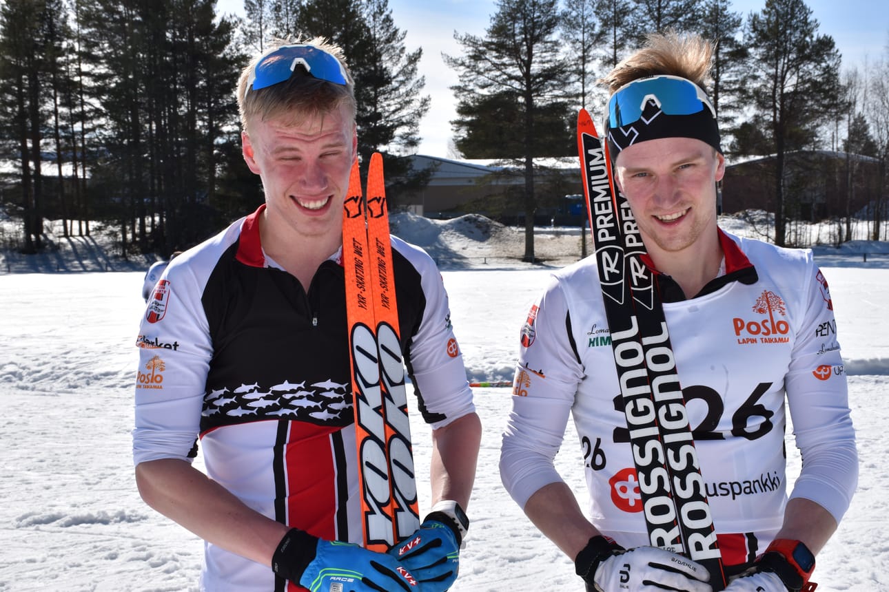 Posion Pyrinnön hiihtäjäveljekset Eino (oik.) ja Eero Vuollet kisasivat miesten 10 kilometrillä. Eino oli 6. ja Eero puolestaan 10.