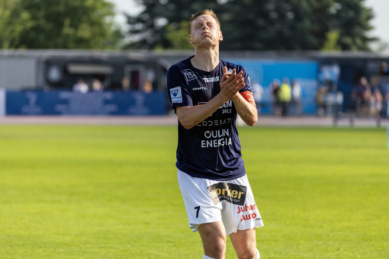 Rasmus Karjalainen löysi pitkästä aikaa maaliverkon ja sijoitti AC Oulun kolmannen maalin Seinäjoella.