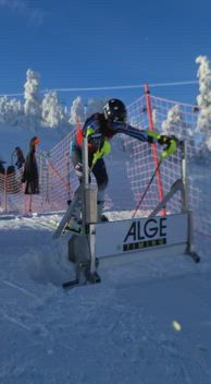 Joensuun Pujottelijoiden Samu Timonen hallitsi viikonlopun isoja M14-sarjassa.