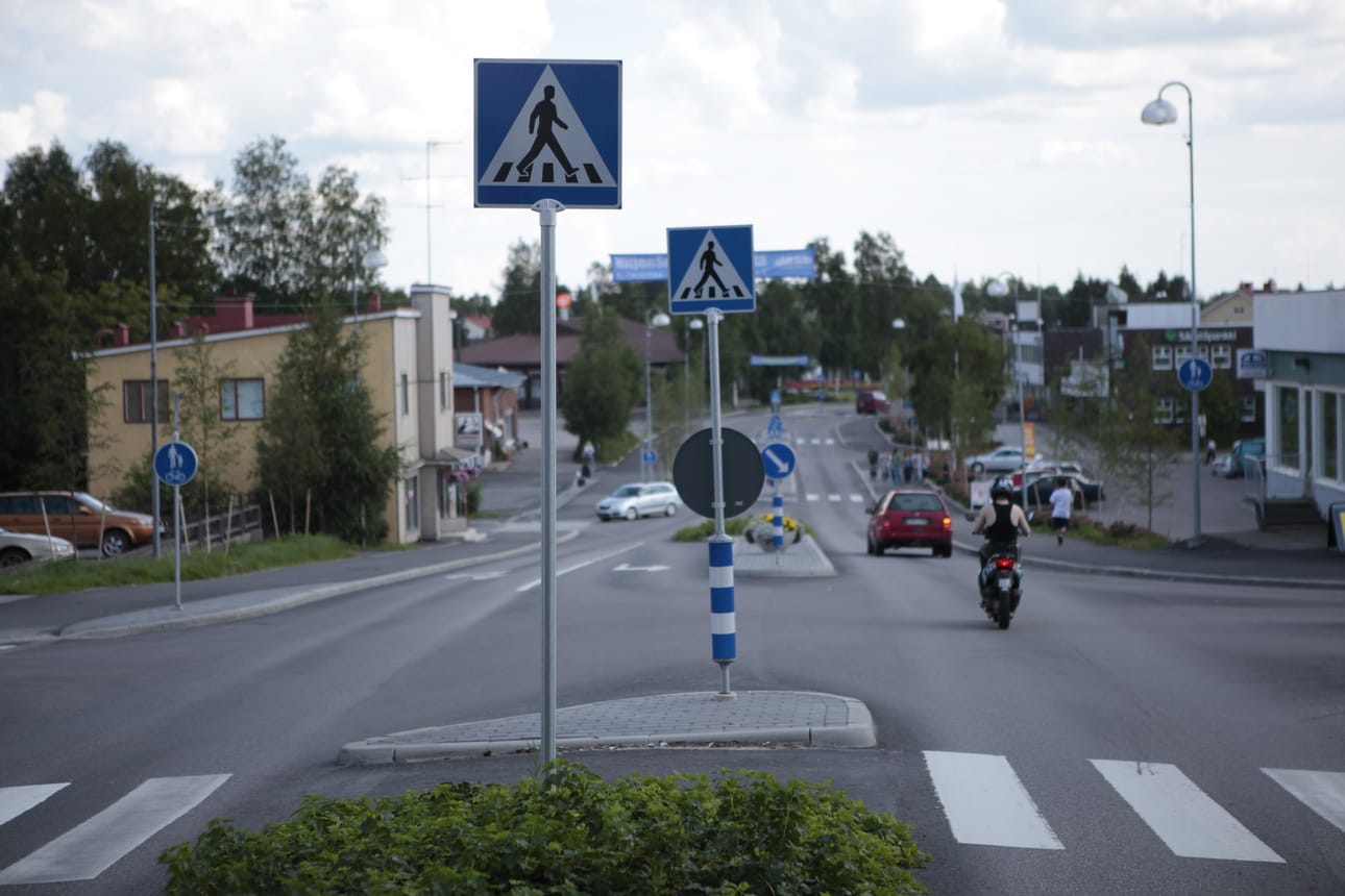 Pyhäjärven raitilla on hiljaista, mutta kunnallishallintoa repii pitkään jatkunut Selänne-kiista.