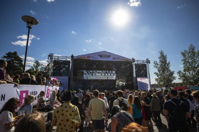 Sisäsatamassa järjestetyillä Vaasa Festivaleilla vieraili viime viikonlopun aikana 15 000 ihmistä. ARKISTOKUVA: MIRANDA KIVEKÄS