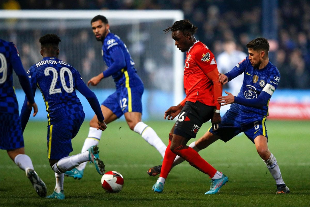 Chelsea voitti Lutonin 3–2 ja eteni voiton myötä Englannin cupin puolivälieriin. LEHTIKUVA/ AFP