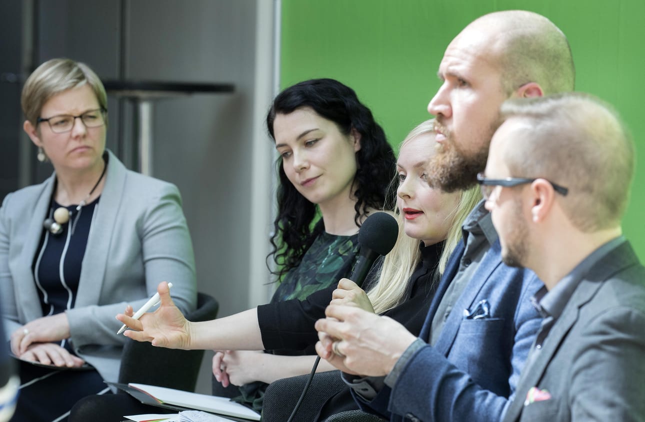 Krista Mikkonen (vas), Emma Kari, Maria Ohisalo, Touko Aalto ja Olli-Poika Parviainen pyrkivät vihreiden puheenjohtajaksi.