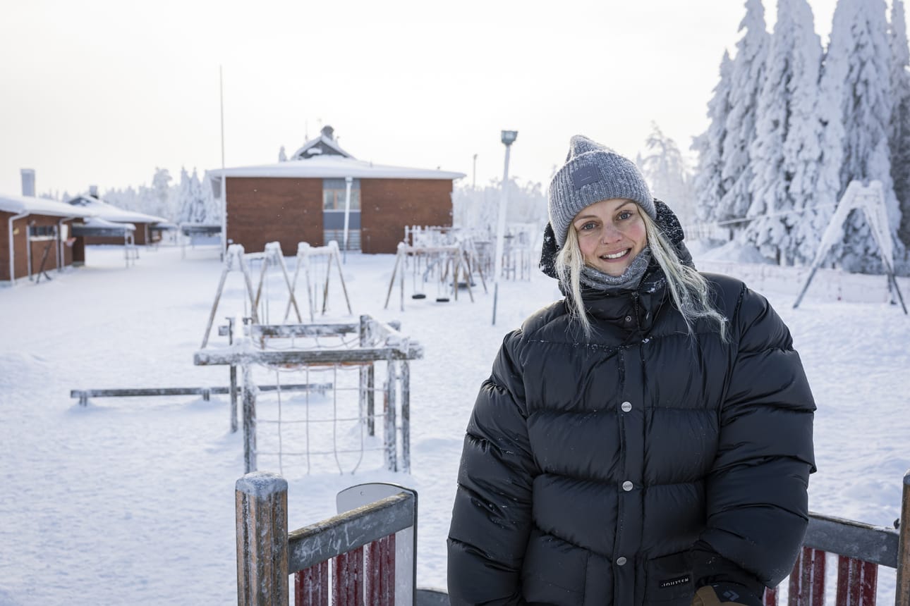 Wenla Väärälän kuvauksen aikaan lapsi oli iltapäiväkerhossa. Vaikka lapsi esiintyy Väärälän sosiaalisen median kanavissa omalla nimellään ja kasvoillaan, äiti ei halua kuormittaa häntä usein tulevilla haastatteluilla ja kuvauksilla.