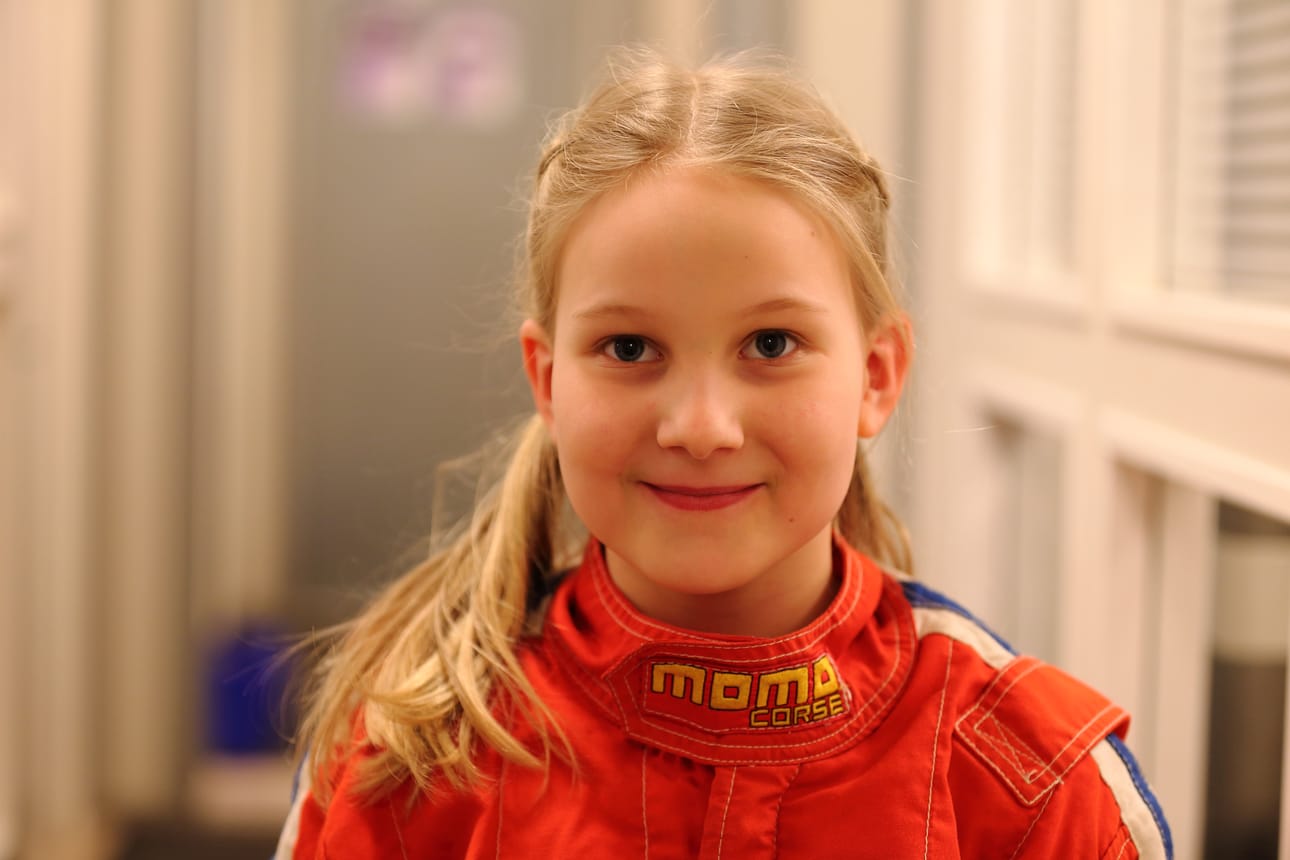 7-vuotias Peppi Keski-Korsu ajaa ensi viikon lauantaina kotiradalla crosskart-kisan.