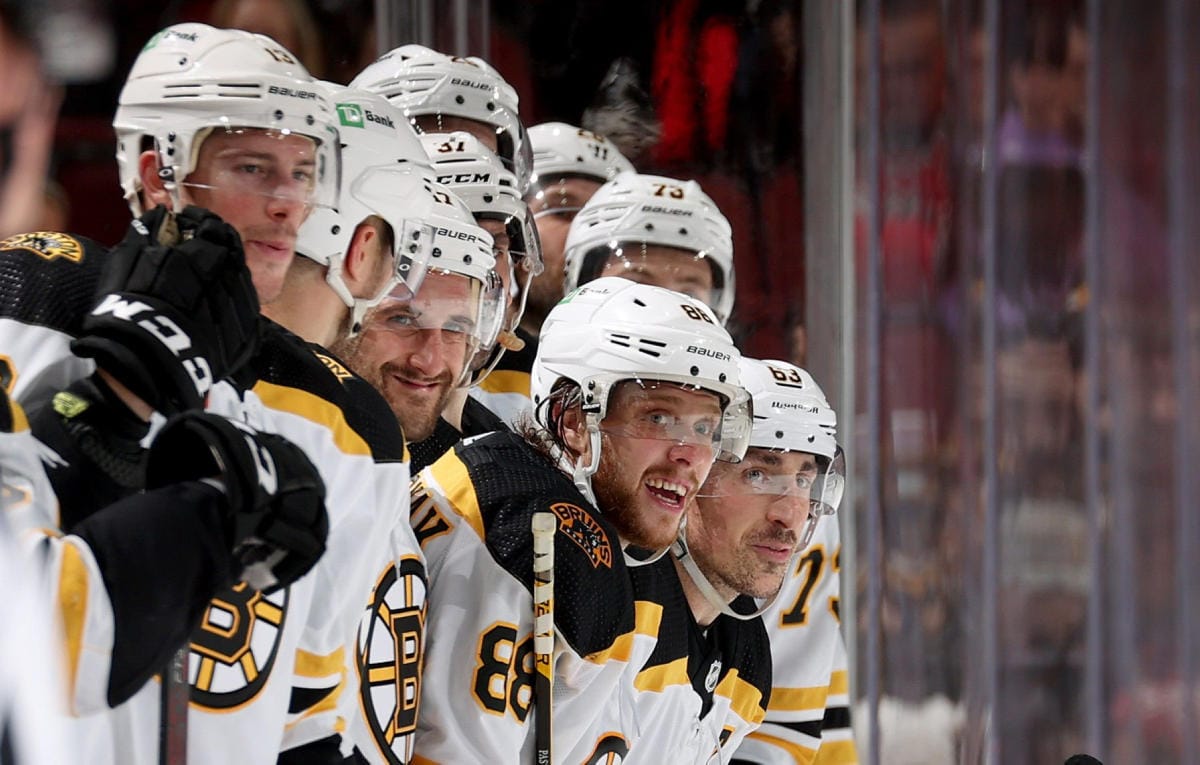 Boston otti voiton loppulukemin 7–3. LEHTIKUVA/AFP