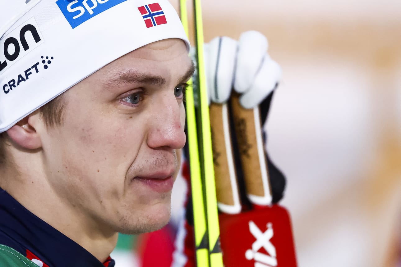 Tromssan hiihtohirmu Erik Valnes harjoitteli kesällä Iivo Niskasen kanssa.