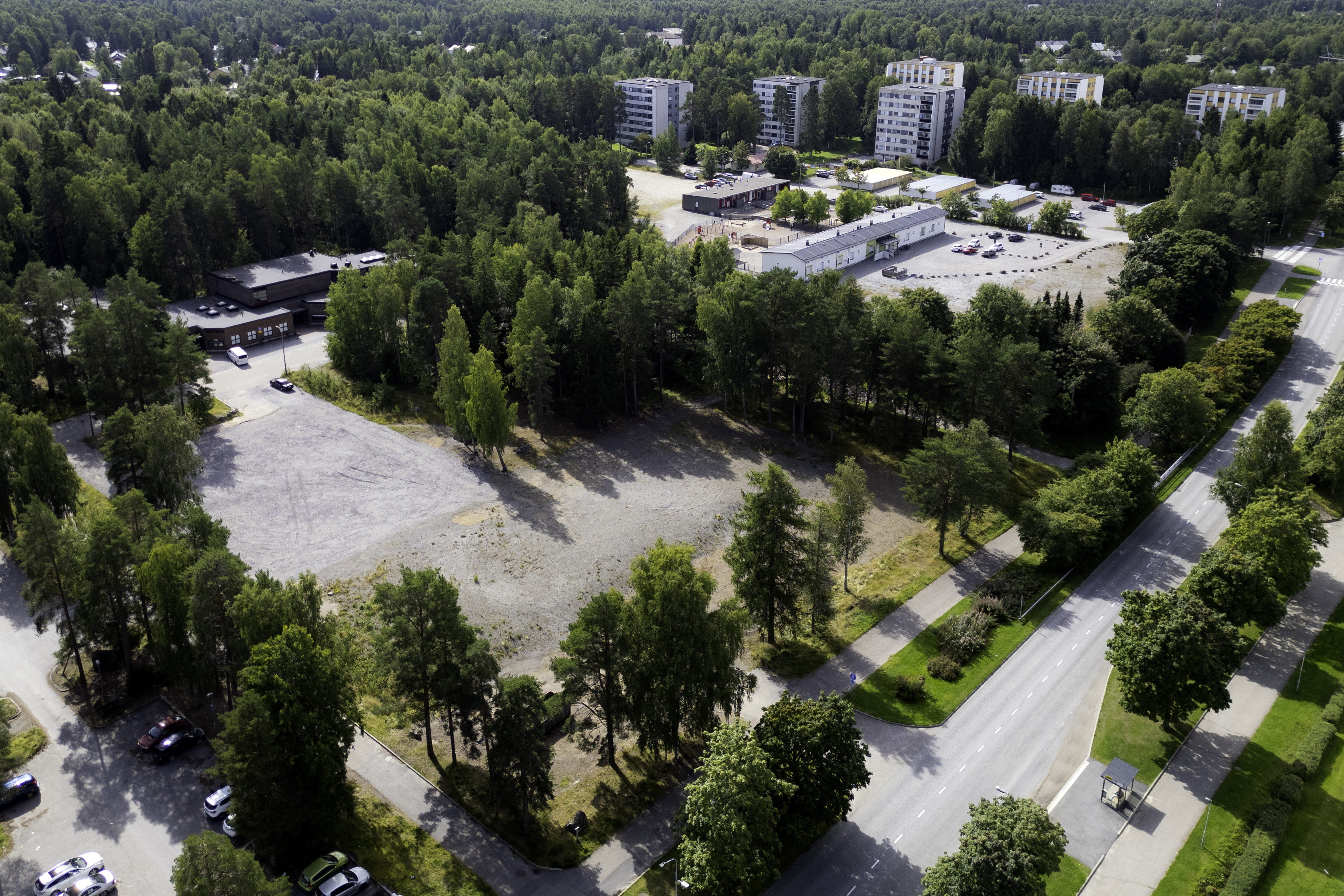 Ristinummen maine elää omaa elämäänsä –  kaupunki hakee ratkaisua suurpäiväkodilla