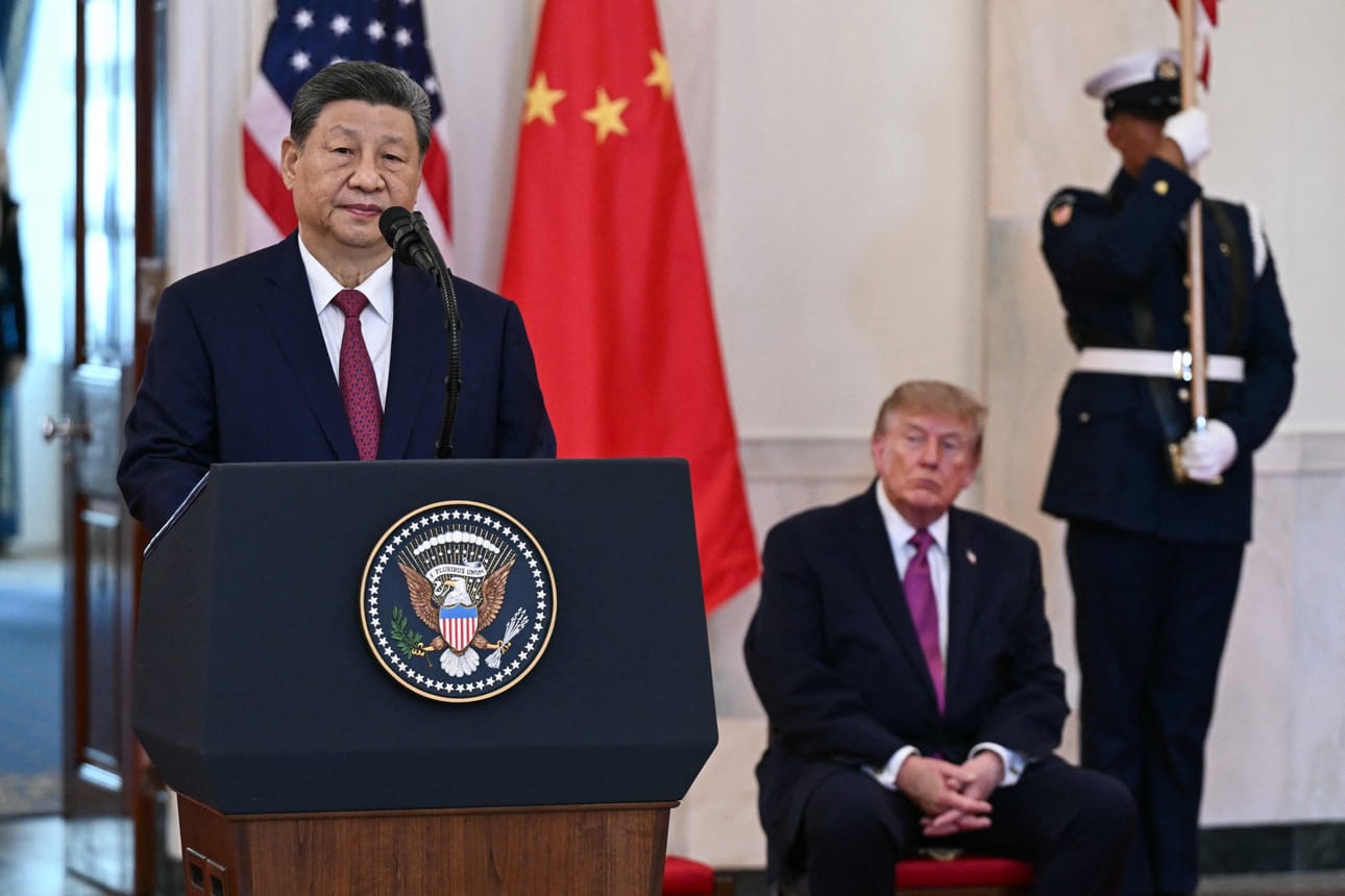 Kiinan presidentti Xi Jinping tapasi Yhdysvaltojen presidentin Donald Trumpin torstaina Washingtonissa, jossa Xi oli puolisoineen valtiovierailulla. Presidenttien kahdenvälisten neuvotteluiden aiheina olivat tekoälyn lisäksi muun muassa avoimen kauppasodan välttäminen ja Lähi-idän sota.