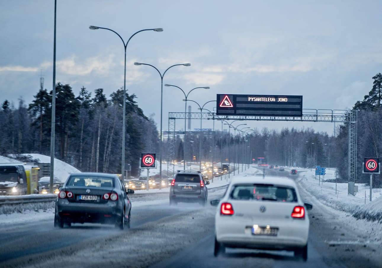Pääsiäisen automatkaa suunnittelevan kannattaa muistaa, että keliolosuhteet saattavat olla lähtöpaikassa hyvinkin erilaiset kuin määränpäässä.