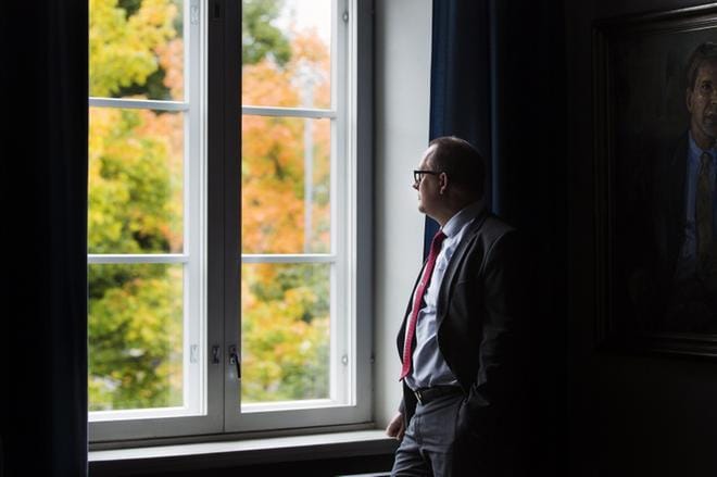 Tomas Häyry aikoo tehdä työurallaan vielä muutakin kuin olla Vaasan kaupunginjohtajana. KUVA: JARNO PELLINEN