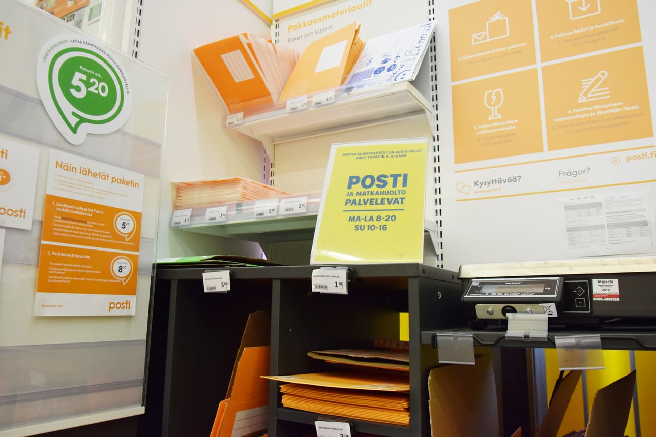 Keskiviikot ja torstait ovat postinjakelun kiireisimmät työpäivät Pyhännällä ja Siikalatvalla. Päiväposti pyritään jakamaan päivittäin ennen kello 18, mutta aina tavoitteeseen ei päästä.