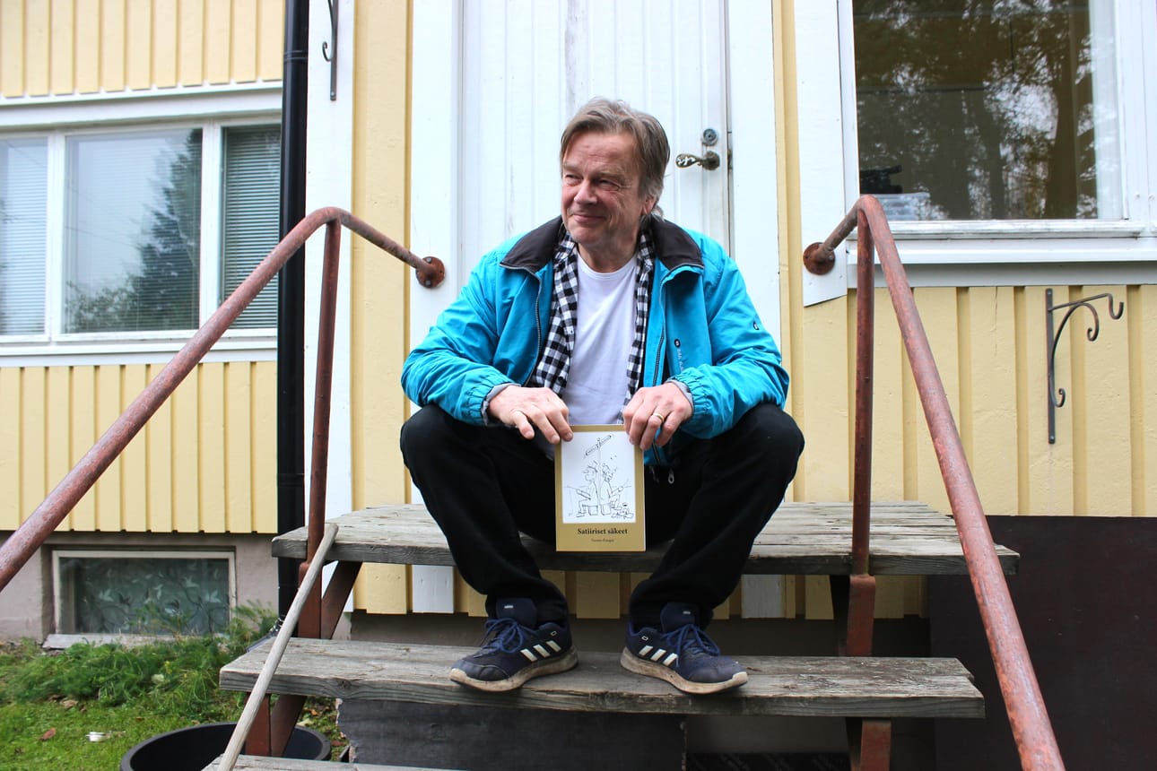 Tuomo Kangas julkaisi ensimmäisen kirjansa. - Koulussa minulla oli välitunti paras tunti, mutta siitä ei saanut numeroa. Piirustus ja äidinkieli olivat myös mukavia aineita. Nykyään ruokatunti on paras tunti.