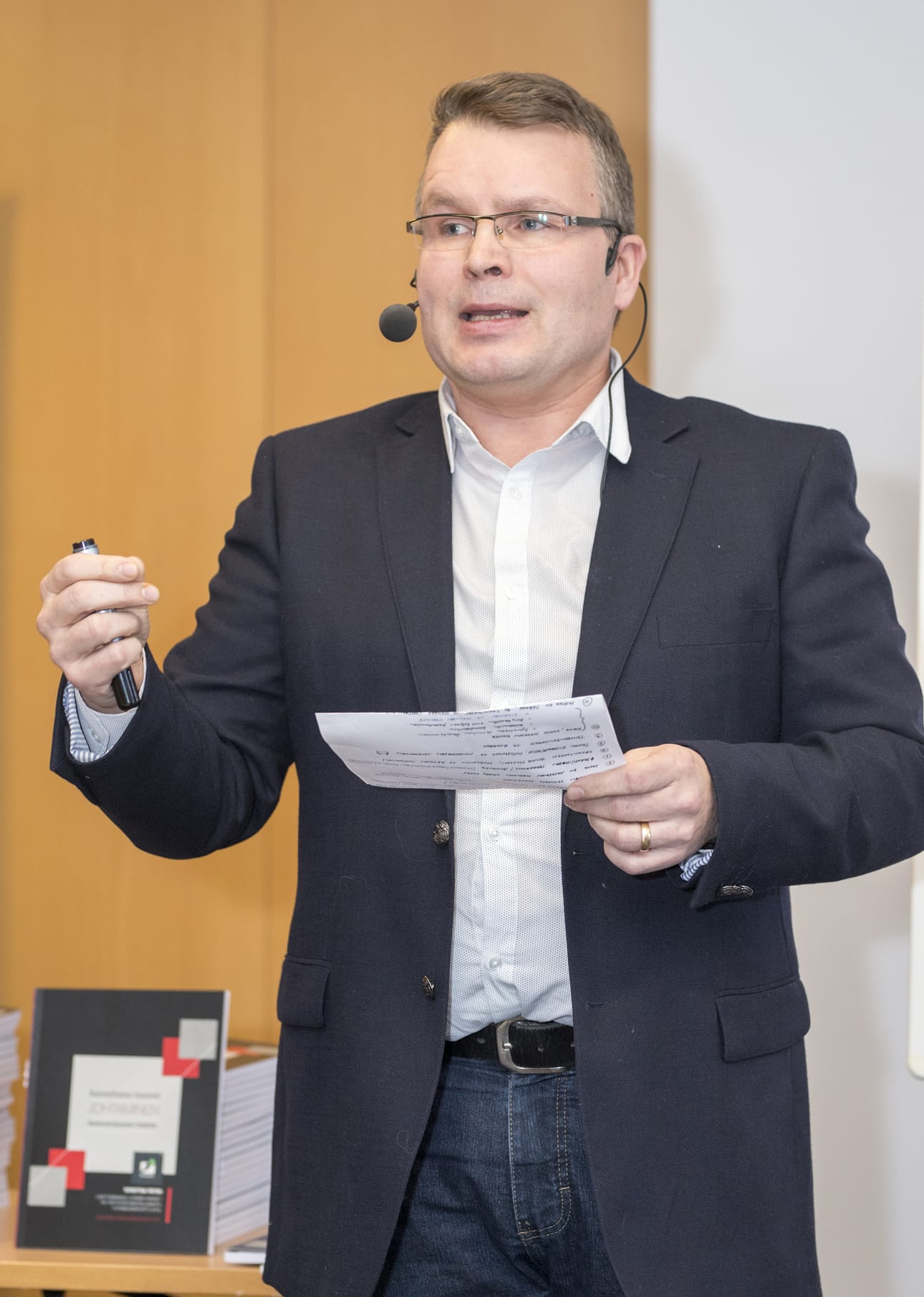 Lehto Groupin liiketoimintajohtaja Asko Myllymäki on itse kulkenut menestyksekkäästi läpi uuden tutkimusraportin kuvaamat yrityksen kasvunportaat.