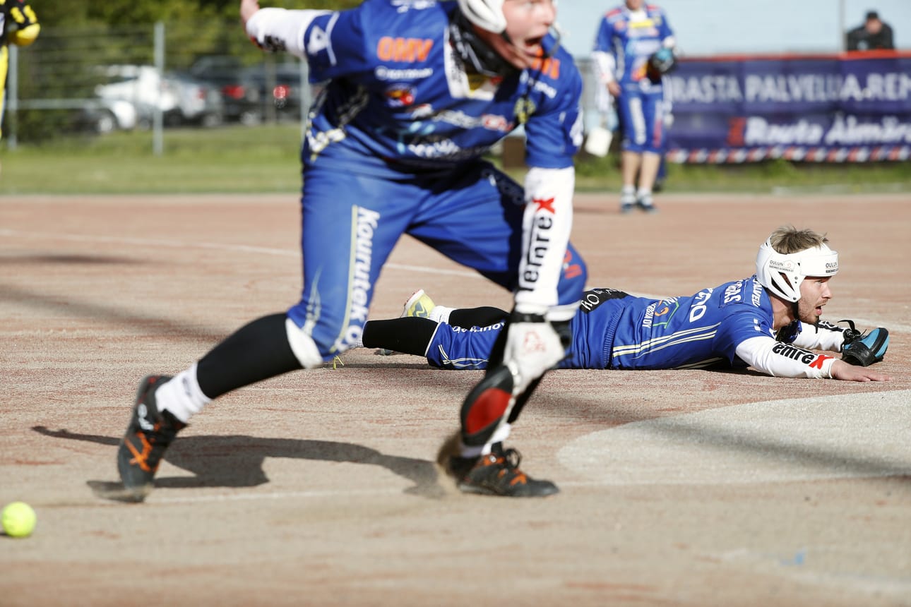 Oulun Lippo Pesiksen kausi Superpesiksessä oli vaikea.