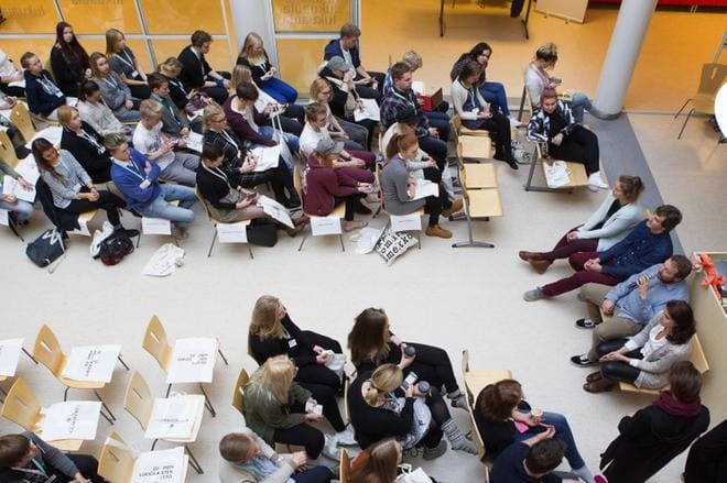Kuva Lukiolaisten liiton kokouksesta vuodelta 2016. Arkistokuva: Jussi Asu