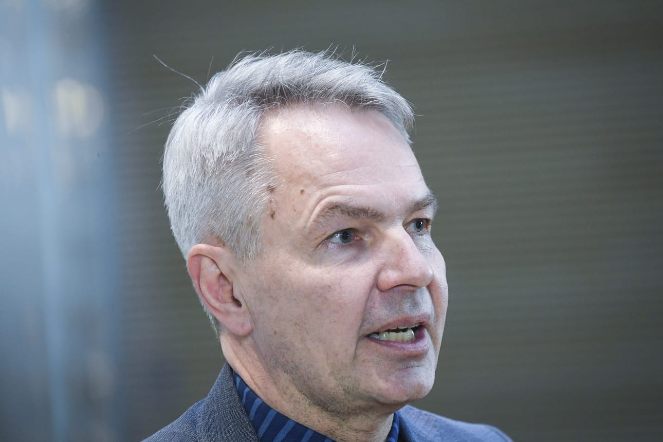 Ulkoministeri Pekka Haavisto käyttää nykyään ulkoministeriön sähköpostiosoitetta.
